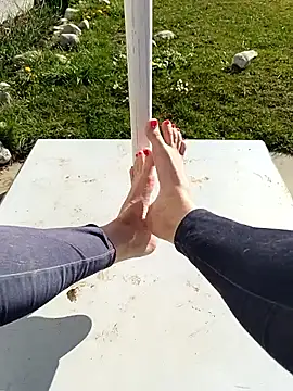 Teafeet online show from April 7, 2026, 7:53 am