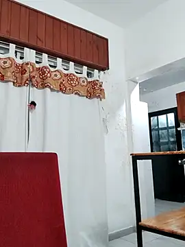 Bradd 32 online show from December 14, 2025, 4:07 am