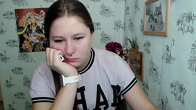 Snapshot of Linda_S_ chatting on September 9, 2025, 10:26 am Linda S online show from September 9, 2025, 10:26 am