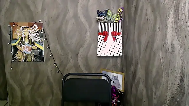 Snapshot of Linda_S_ chatting on September 20, 2025, 7:09 am Linda S online show from September 20, 2025, 7:09 am