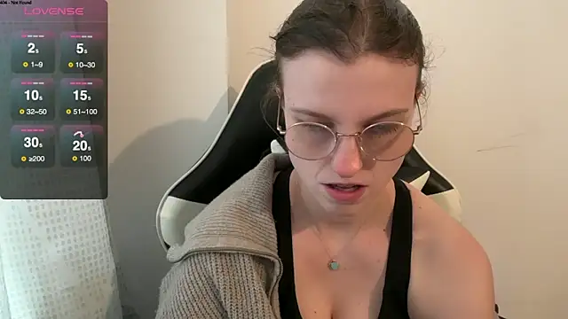 Snapshot of BustyKellyXXX chatting on February 11, 2026, 2:00 pm BustyKellyXXX online show from February 11, 2026, 2:00 pm