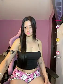 Snapshot of lucy_grey25 chatting on June 21, 2026, 3:36 pm lucy grey25 online show from June 21, 2026, 3:36 pm