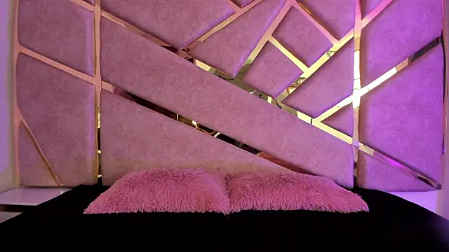 Zafiro claire online show from October 21, 2025, 6:41 pm