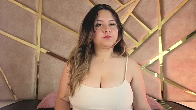 Zafiro claire online show from January 9, 2026, 6:42 pm