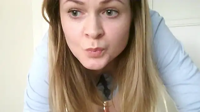 Ginger-bb online show from March 27, 2026, 8:26 am