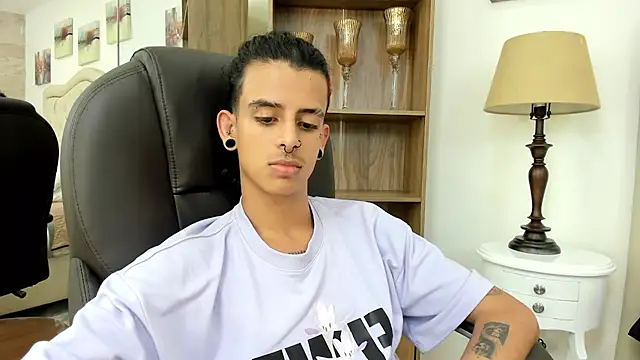 Ibratxandy online show from February 5, 2026, 8:02 pm