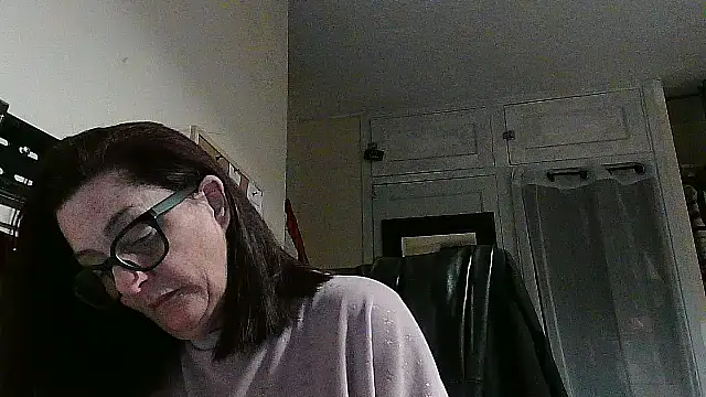 Mistress-Ivy51 online show from November 10, 2025, 6:34 am