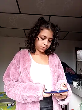 Tendercouple1 online show from April 16, 2026, 9:39 pm