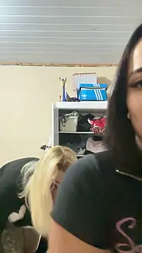 monikee69 online show from June 18, 2026, 4:57 am