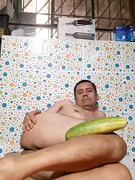 Snapshot of joanluperu chatting on July 12, 2026, 7:43 am joanluperu online show from July 12, 2026, 7:43 am