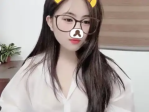 Amelia-babee online show from September 10, 2025, 10:37 am