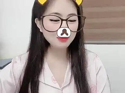 Amelia-babee online show from September 20, 2025, 11:33 am