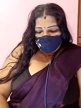 Snapshot of lathikaqueentamil chatting on September 12, 2025, 4:40 pm lathikaqueentamil online show from September 12, 2025, 4:40 pm