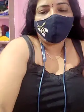 Snapshot of lathikaqueentamil chatting on September 25, 2025, 9:18 pm lathikaqueentamil online show from September 25, 2025, 9:18 pm