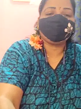 Snapshot of lathikaqueentamil chatting on October 3, 2025, 5:15 am lathikaqueentamil online show from October 3, 2025, 5:15 am