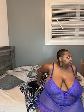 Snapshot of dreameafterdusk chatting on September 28, 2025, 4:40 am dreameafterdusk online show from September 28, 2025, 4:40 am