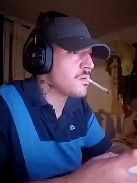 JuicyBigcockxh online show from December 15, 2025, 2:38 am