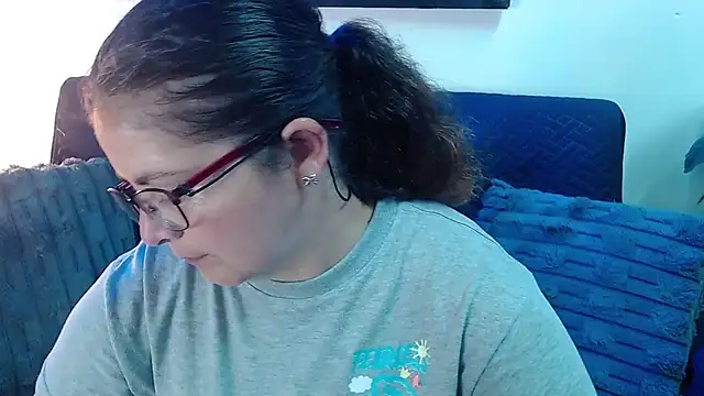 Snapshot of Linda_banks_ chatting on June 19, 2026, 1:54 am Linda banks online show from June 19, 2026, 1:54 am