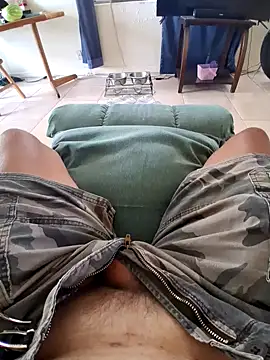 pullitoff online show from September 14, 2025, 1:54 pm