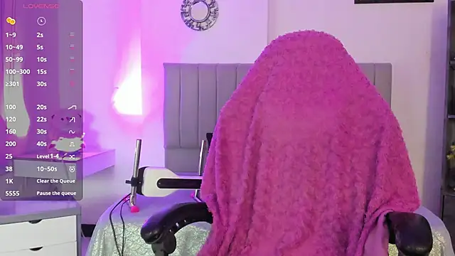 Scarlett21   online show from October 5, 2025, 3:38 am