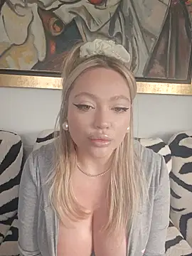 misstitmouseofficial online show from February 21, 2026, 11:11 am