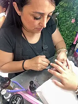 hotadhara01 online show from October 26, 2025, 4:24 pm