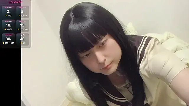 Mia032 online show from April 13, 2026, 1:38 pm