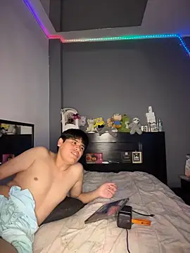 Kailertwink online show from June 11, 2026, 4:38 pm
