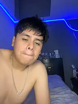 Kailertwink online show from June 29, 2026, 4:41 am