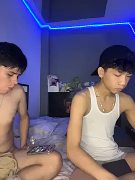 Kailertwink online show from June 29, 2026, 6:41 pm