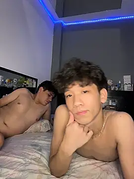 Kailertwink online show from July 10, 2026, 12:37 am