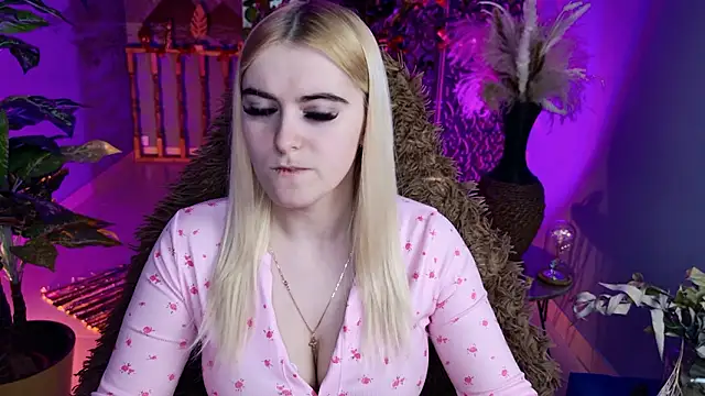 Stef Nicks online show from March 9, 2026, 9:02 am