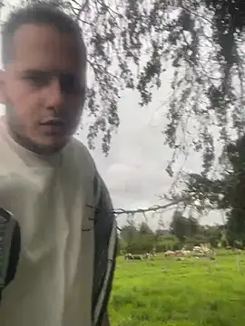 Pablo EscobarGomez online show from February 19, 2026, 10:39 pm