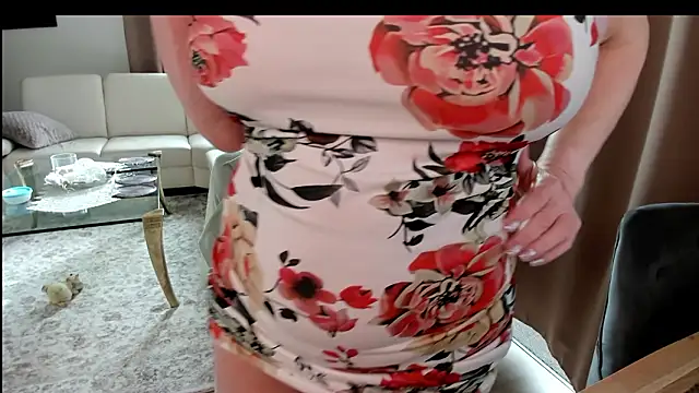 Snapshot of Natascha-Hill chatting on March 8, 2026, 9:35 am Natascha-Hill online show from March 8, 2026, 9:35 am