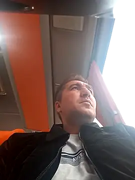 mert0359 online show from November 7, 2025, 1:22 pm