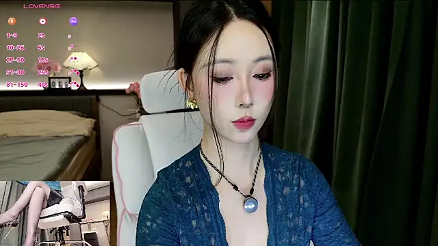 AYW-21 online show from October 30, 2025, 12:39 pm