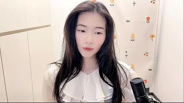 Rosalind xixi online show from October 8, 2025, 11:19 am