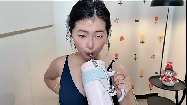 Snapshot of Rosalind_xixi chatting on March 31, 2026, 10:15 am Rosalind xixi online show from March 31, 2026, 10:15 am