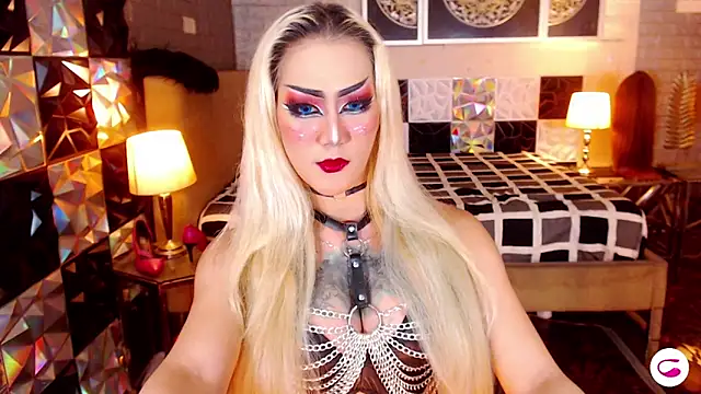 Snapshot of HorseCockDivine chatting on November 16, 2025, 8:20 am HorseCockDivine online show from November 16, 2025, 8:20 am