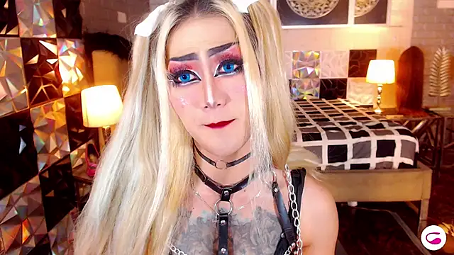 Snapshot of HorseCockDivine chatting on November 16, 2025, 8:25 pm HorseCockDivine online show from November 16, 2025, 8:25 pm