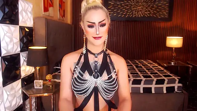 Snapshot of HorseCockDivine chatting on February 28, 2026, 5:52 am HorseCockDivine online show from February 28, 2026, 5:52 am