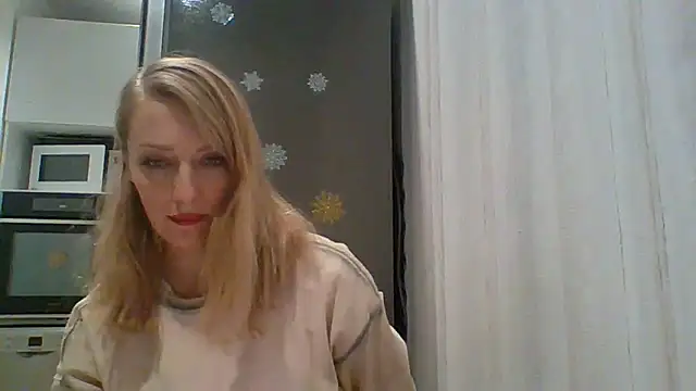 Vexxaa online show from February 10, 2026, 4:44 pm