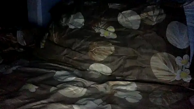 Snapshot of AmMadness chatting on December 21, 2025, 6:15 pm AmMadness online show from December 21, 2025, 6:15 pm