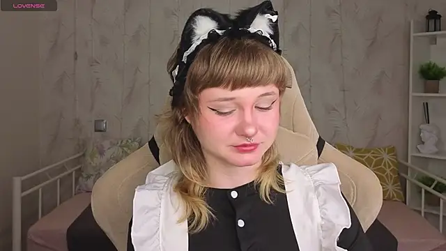 Tori Cutie online show from June 4, 2026, 12:16 am