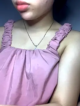 Nguyenha11 online show from October 30, 2025, 10:06 am