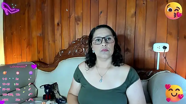 KikaDuque online show from February 27, 2026, 7:25 pm