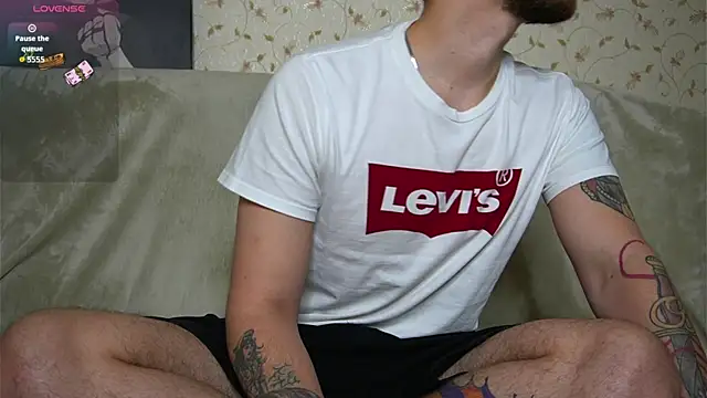 johnstoneisland online show from December 4, 2025, 9:34 pm