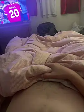 Snapshot of Hansonbloux chatting on September 23, 2025, 12:46 am Hansonbloux online show from September 23, 2025, 12:46 am