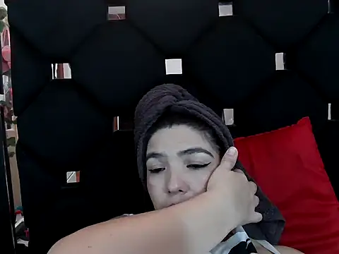 Snapshot of vegacristal88 chatting on November 6, 2025, 3:02 pm vegacristal88 online show from November 6, 2025, 3:02 pm