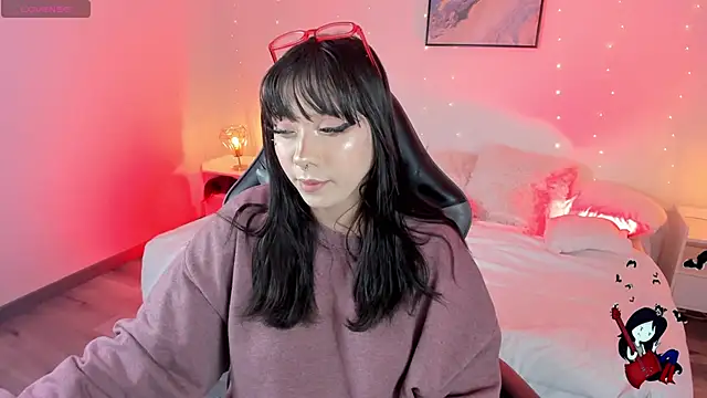 Snapshot of Noahcryptic chatting on October 1, 2025, 4:07 am Noahcryptic online show from October 1, 2025, 4:07 am